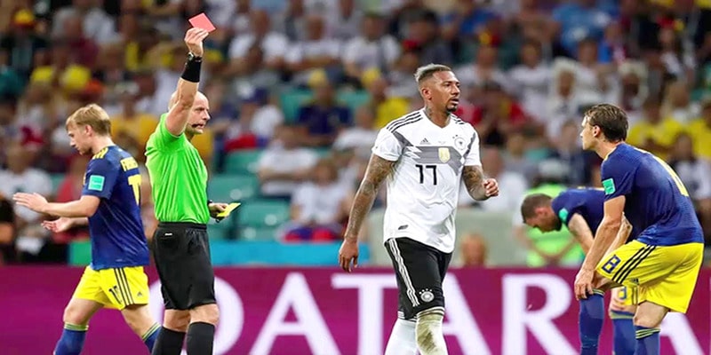 Giải mã thông tin cơ bản về kèo thẻ phạt bóng đá